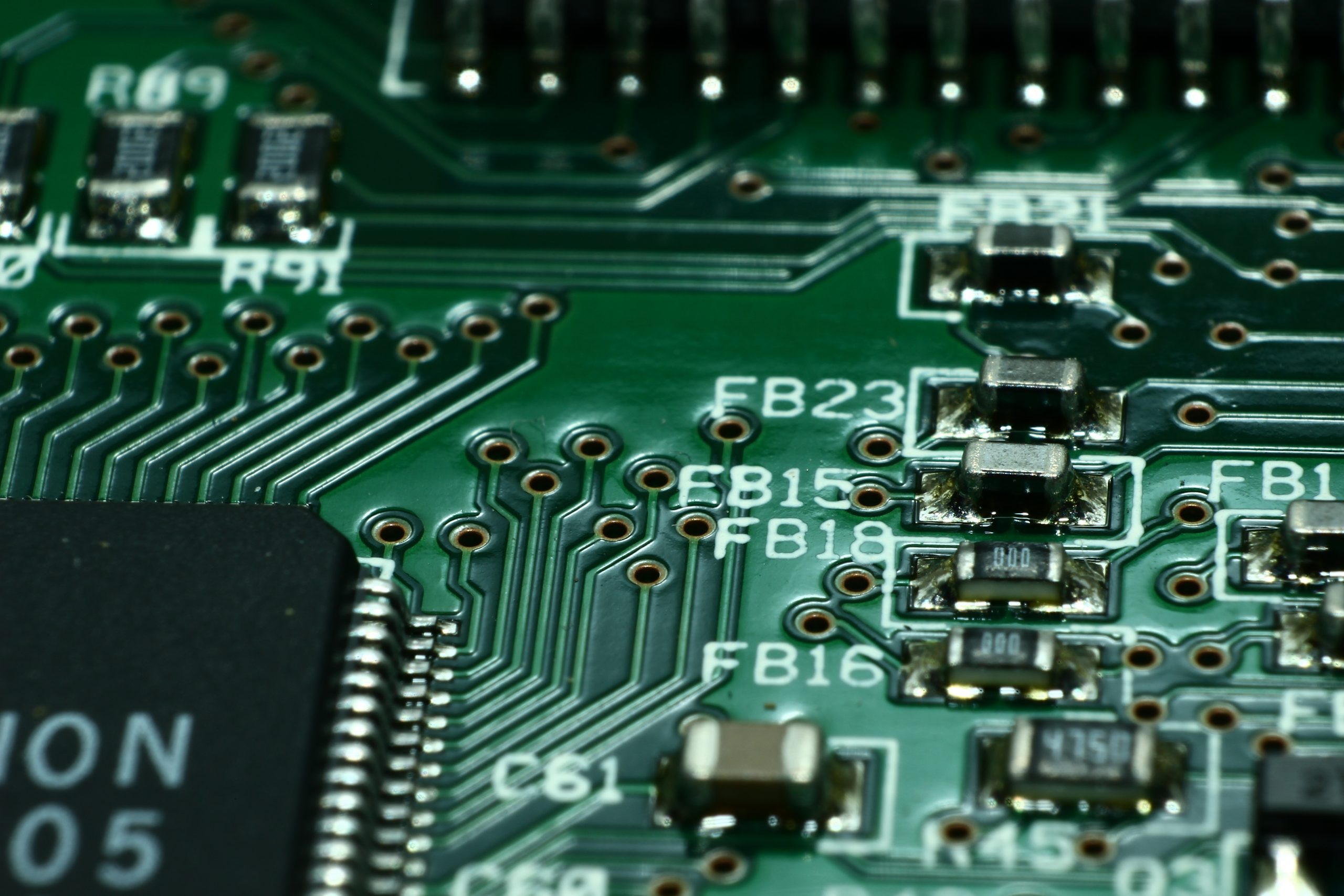 printed-circuit-board-print-plate-via-macro-159220-scaled